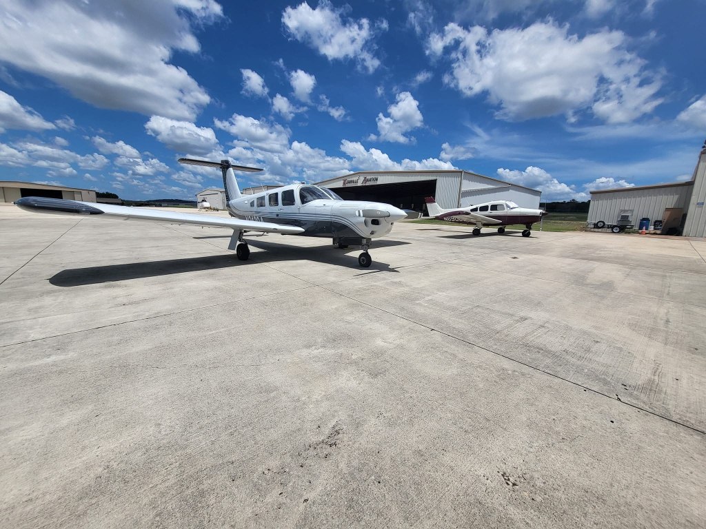 General aviation aircraft on a Texas ramp for mobile A&P mechanic service
